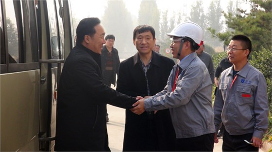 市委書記王浩來興邦調研